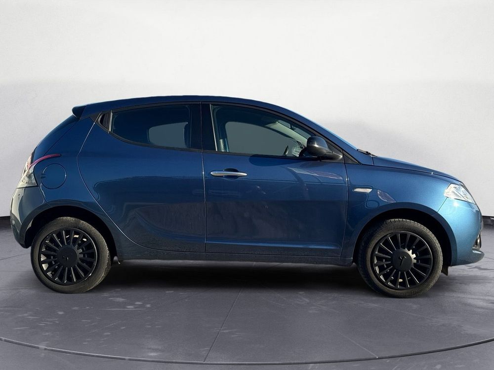 Miniatura Ypsilon 5