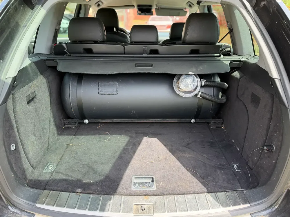 Miniatura Cayenne 11
