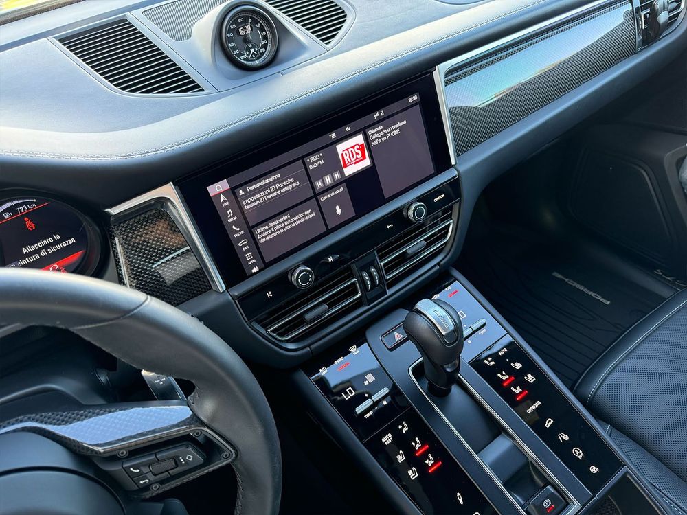 Miniatura Macan GTS 11