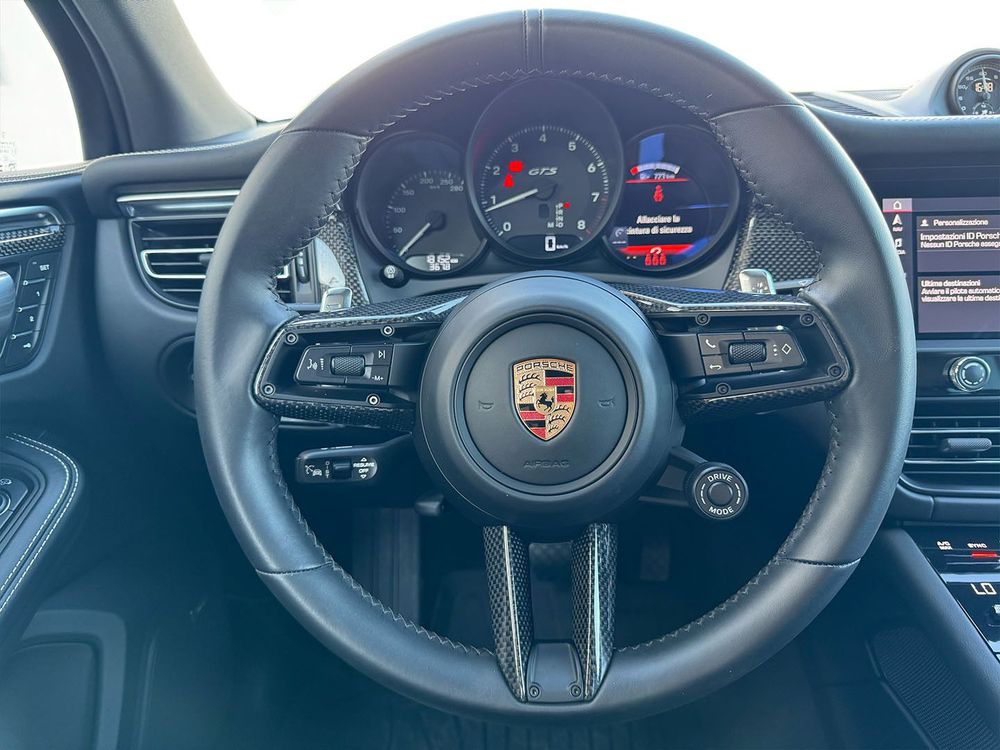 Miniatura Macan GTS 19